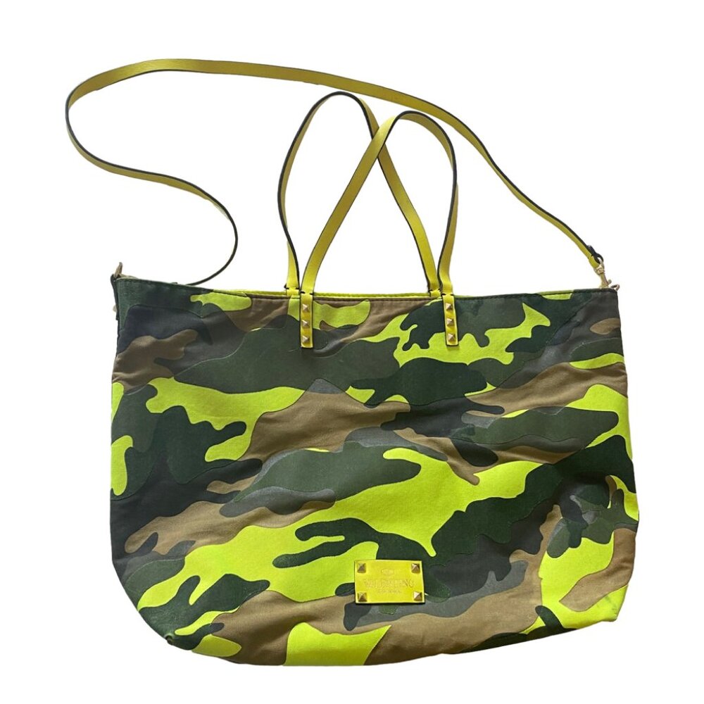 Canvas Camouflage Rockstud Reversible Tote Multicolor